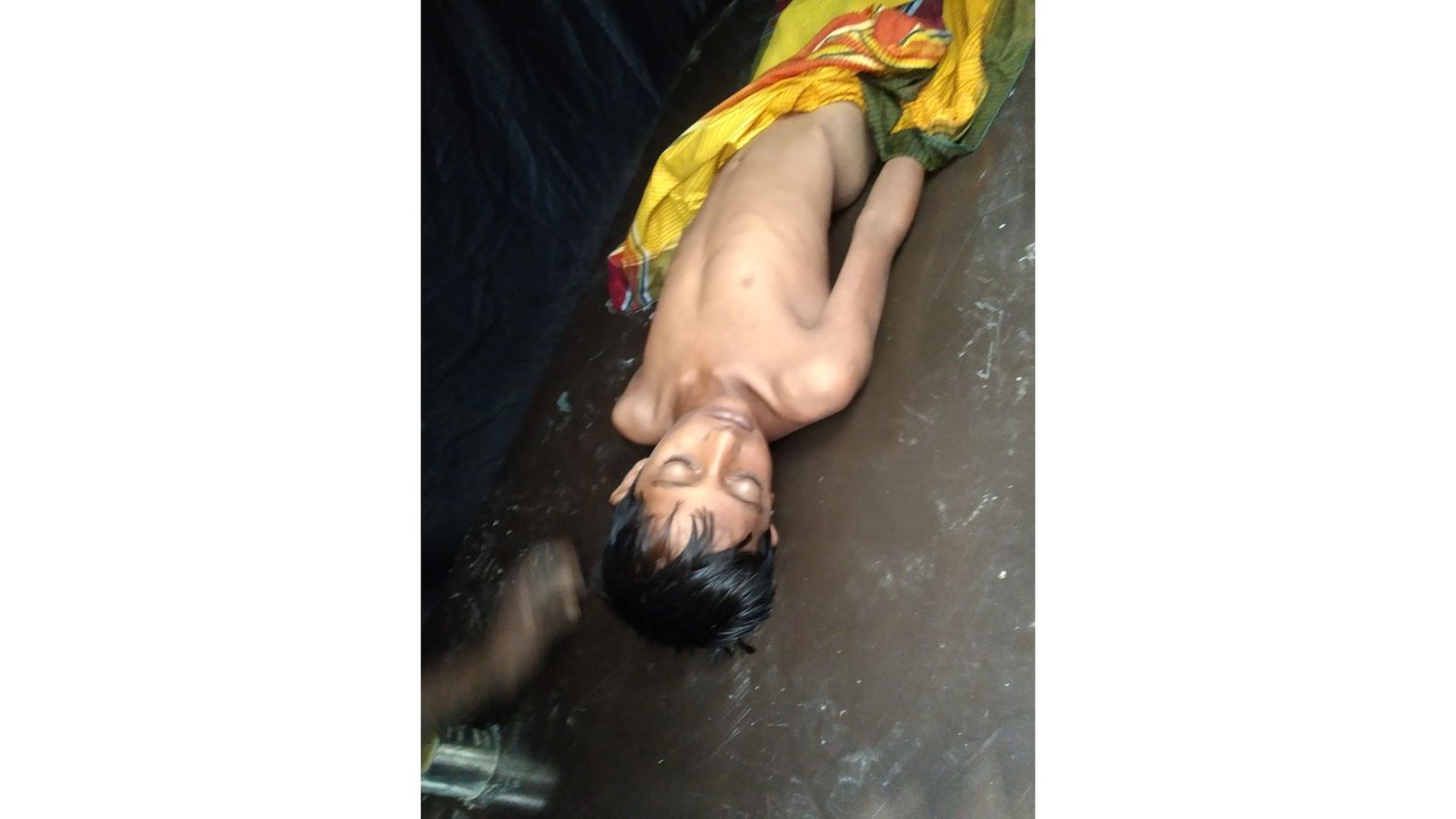 মিঠাপুকুরে ফুটবল খেলতে গিয়ে পুকুরে ডুবে ১২ বছরের কিশোরের মৃত্যু