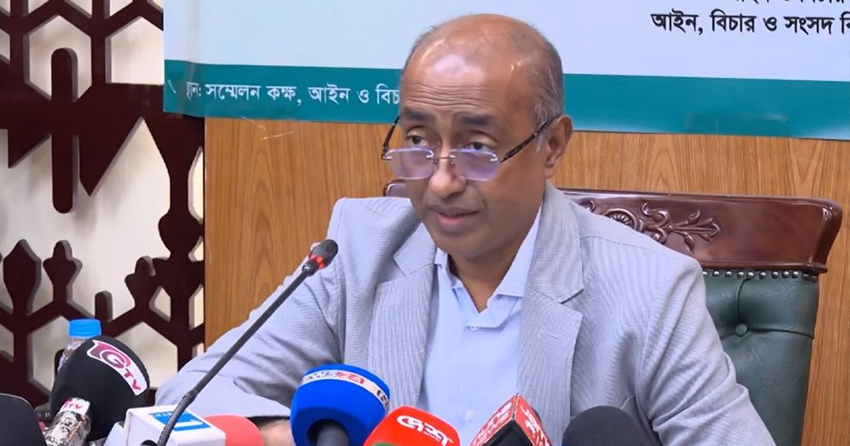 আগামী এক বছরে বিচারাধীন মামলা ২০ লাখে নামিয়ে আনা সম্ভব: আইনমন্ত্রী