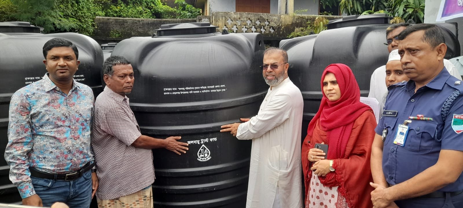 উপকূলে নিরাপদ পানির নিশ্চয়তায় প্রতিটি ঘরে দেওয়া হবে পানির ট্যাংক: প্রতিমন্ত্রী শেখ ফরিদুল ইসলাম