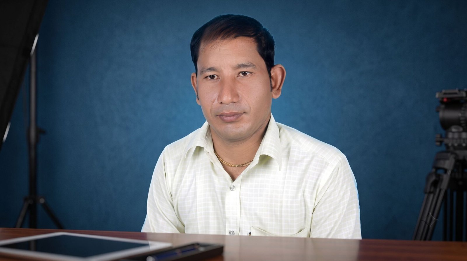 দ্বিতীয় স্ত্রীর বিচ্ছেদ সইতে না পেরে ইউপি সদস্যের আত্মহত্যা