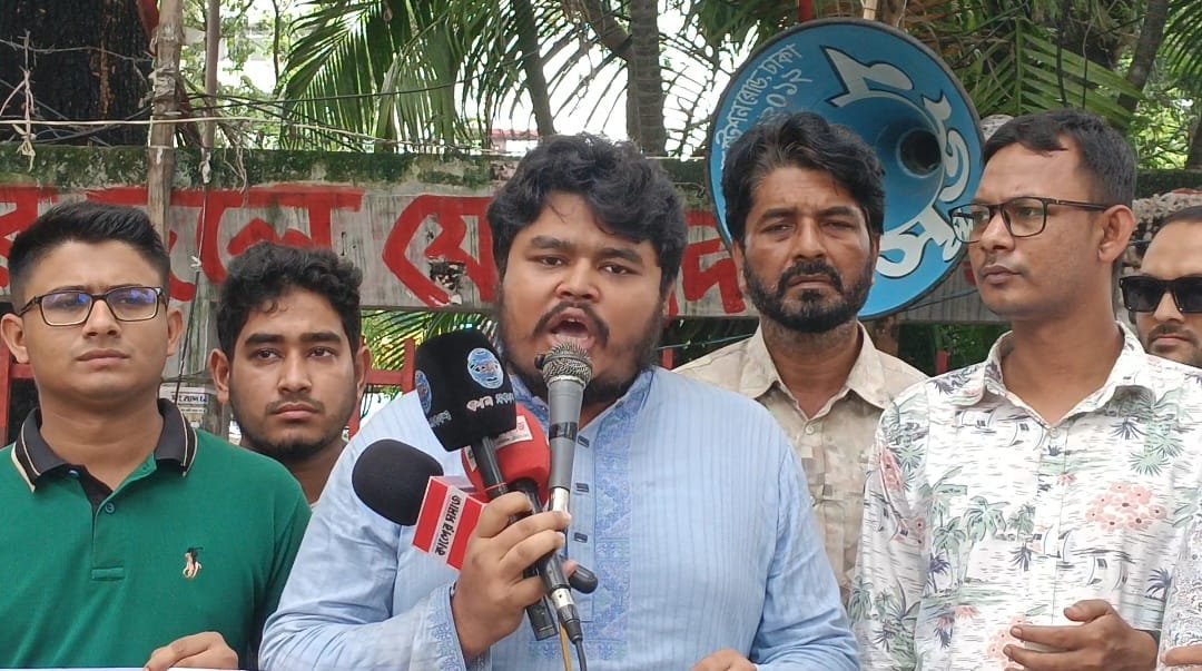 সাংবাদিক শফিকের মুক্তির দাবিতে তেজগাঁও কলেজ সাংবাদিক সমিতির মানববন্ধন