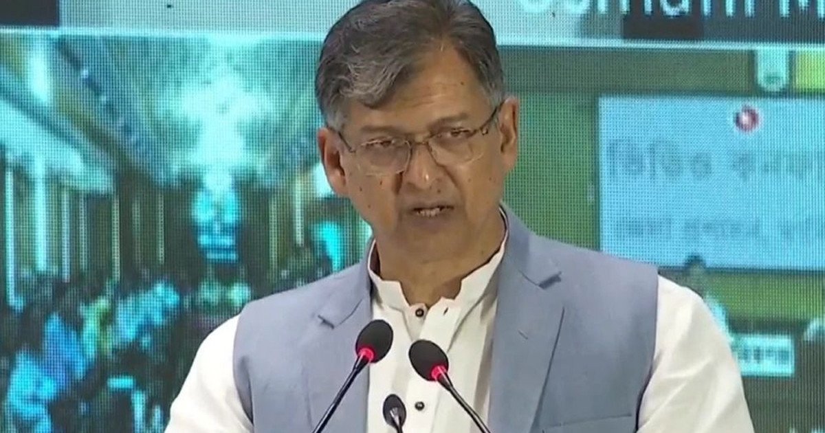 বিএনপি প্রতিশ্রুতি দেয় এবং প্রতিশ্রুতি রাখে: স্বরাষ্ট্রমন্ত্রী