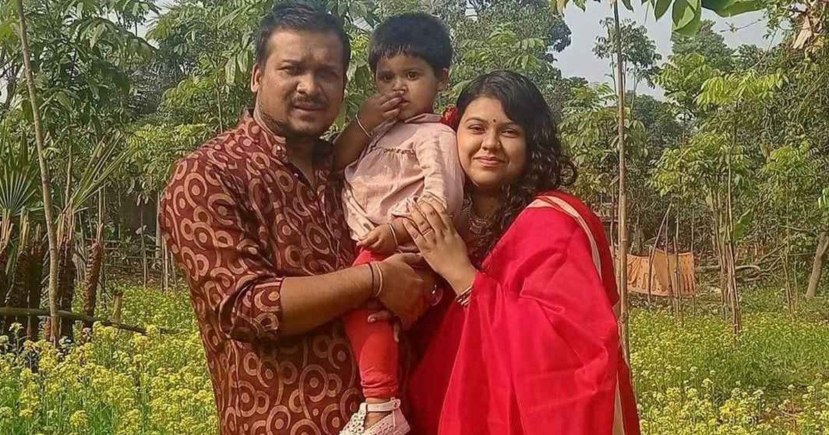 কলকাতায় হোটেলে আগুনে সাংবাদিক দেবাশীষসহ পরিবারের চারজনের মৃত্যু