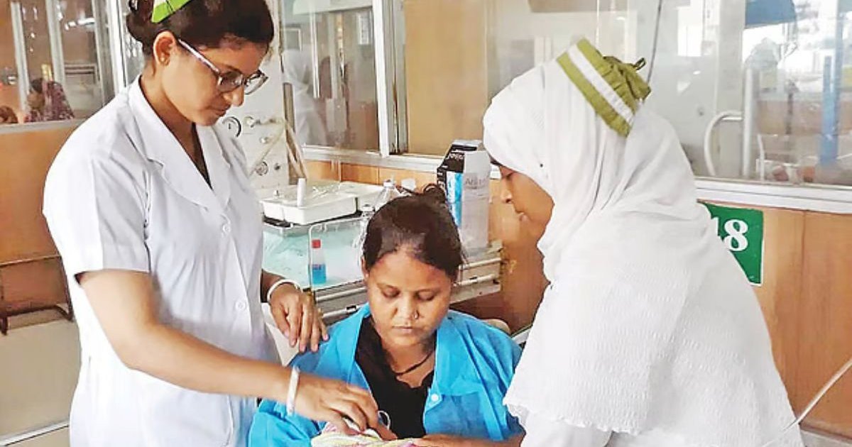 এক লাখ স্বাস্থ্যকর্মী নিয়োগের বিশাল উদ্যোগ সরকারের