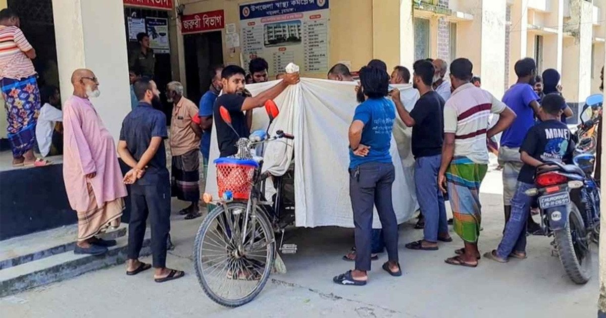 দামুড়হুদায় মাথাভাঙ্গা ব্রিজে দুই মোটরসাইকেলের সংঘর্ষে যুবক নিহত, আহত ৩