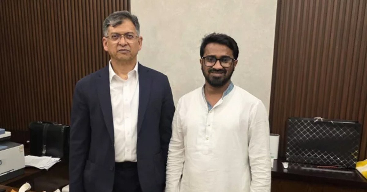 এক স্বরাষ্ট্রমন্ত্রীকে সামলাতেই বিরোধী দলের ৯০ এমপি কান্নাকাটি করছেন: রাশেদ খাঁন