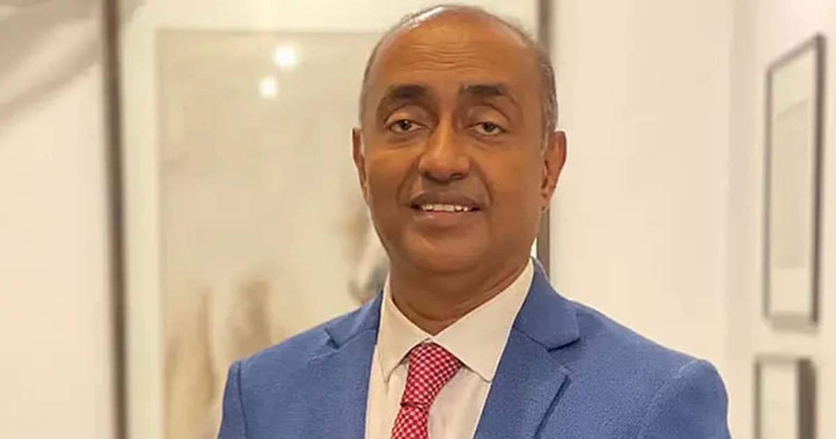 অর্থের পেছনে না ছুটে পেশাগত দক্ষতায় মনোযোগী হওয়ার আহ্বান আইনমন্ত্রীর