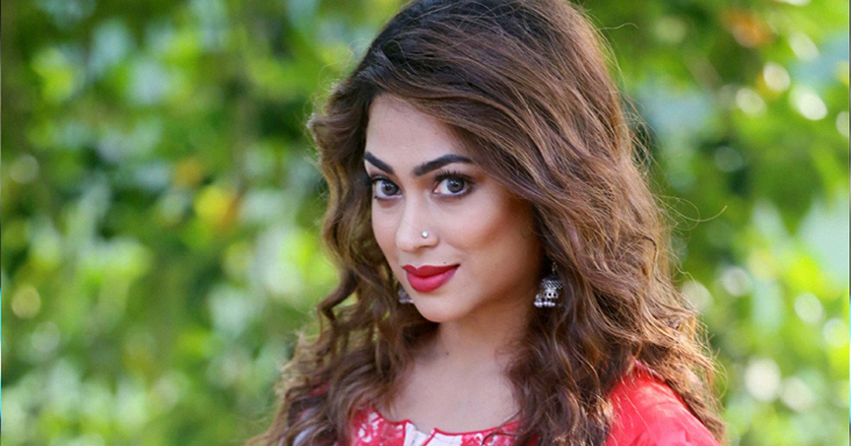 ‘পাপ ধুয়েমুছে সুন্দরভাবে মরতে চাই’: চিত্রনায়িকা পপি