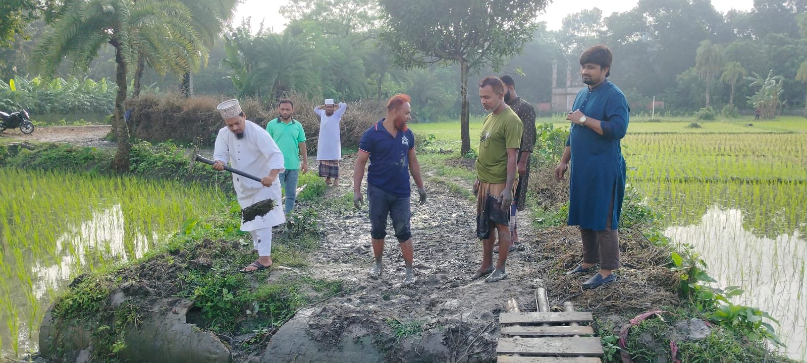 মণিরামপুরে নিমতলা–কন্দর্পপুর সড়কে কালভার্ট স্থাপন