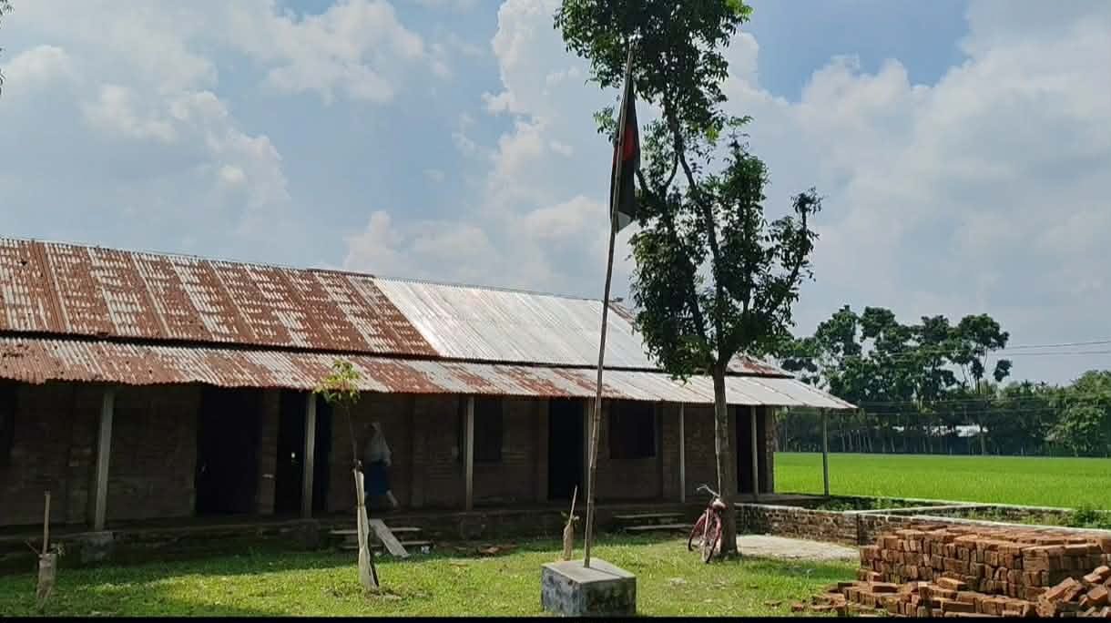 ঠাকুরগাঁওয়ে মাধবপুর বালিকা বিদ্যালয়সহ ৫ প্রতিষ্ঠানের ফল শূন্য, শিক্ষকদের শোকজ