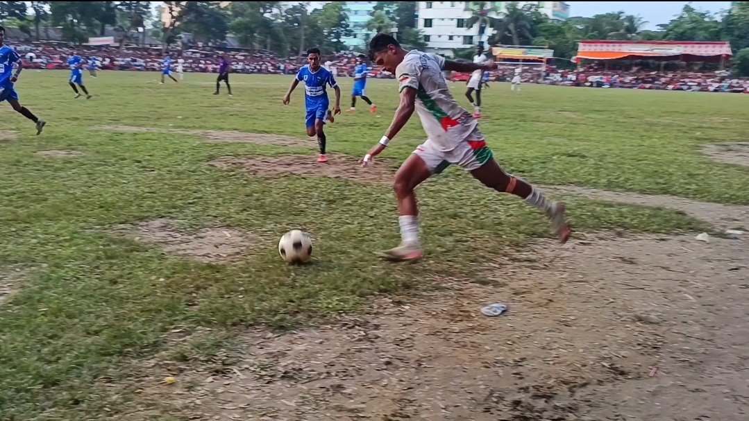 কসবায় ফুটবল টুর্নামেন্টের ফাইনালে কায়েমপুর ইউনিয়ন কিংসের জয়