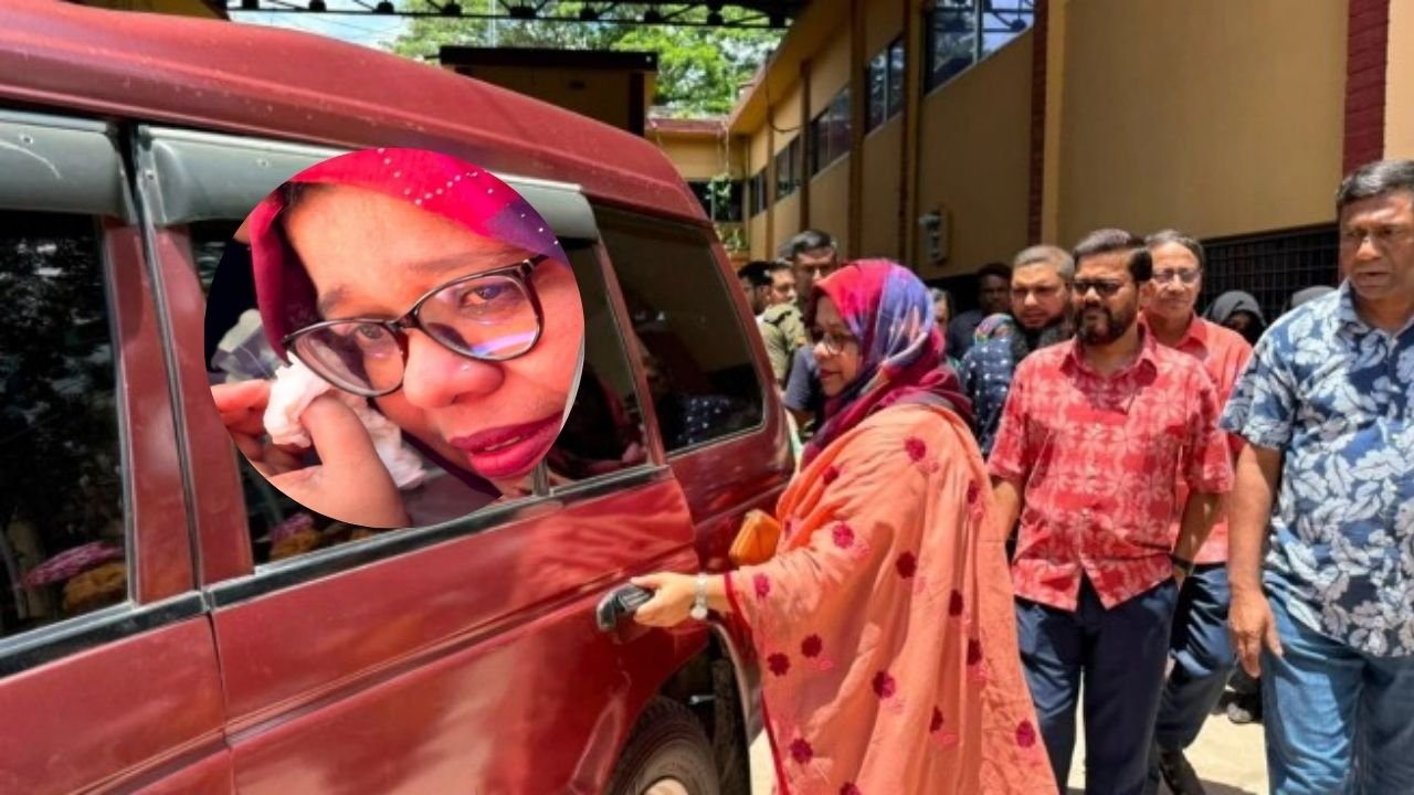 বিদায়বেলায় অশ্রুসিক্ত কেশবপুরের ইউএনও রেকসোনা খাতুন, চাইলেন দোয়া