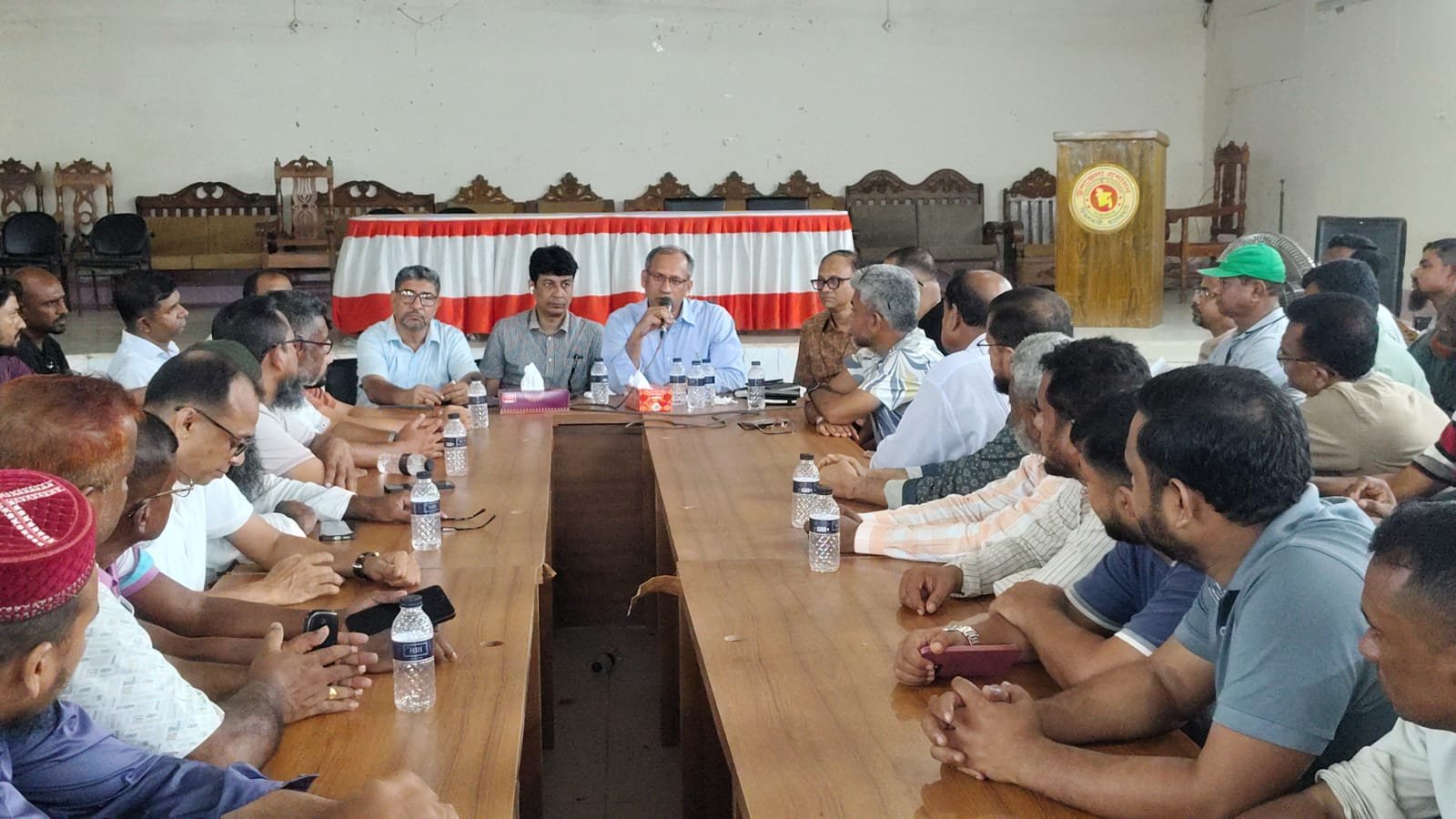 চিতলমারীতে সুপেয় পানির সংকট নিরসনে ‘ওয়াটার অ্যান্ড পাওয়ার অব এমপাওয়ারমেন্ট’ প্রকল্পের সভা