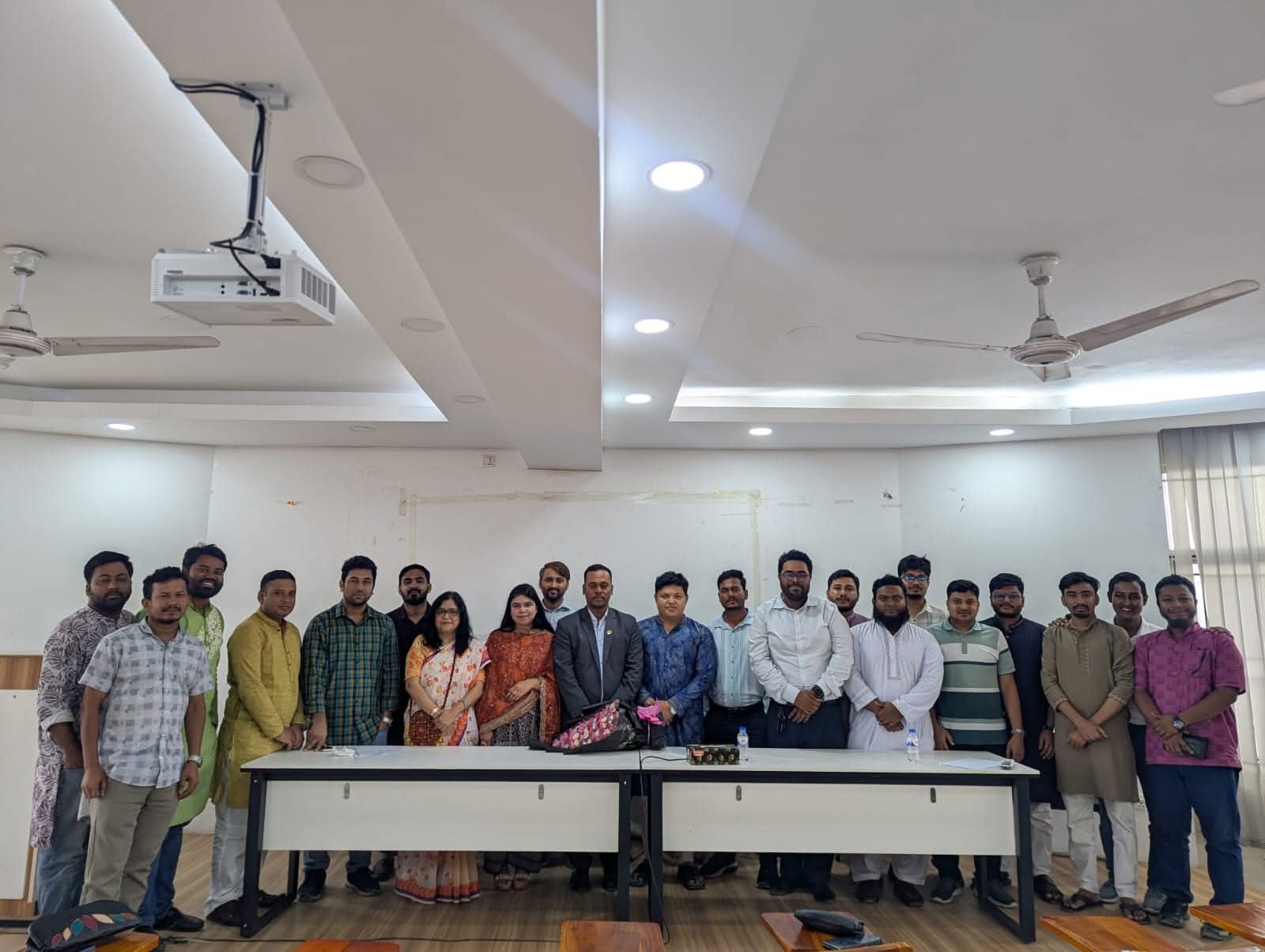 জবি লোক প্রশাসন বিভাগের অ্যালামনাই অ্যাসোসিয়েশন গঠন