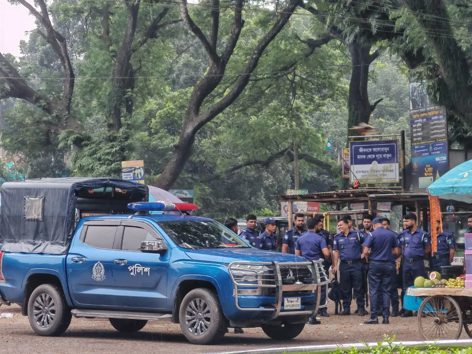 ইবিতে বিএনপি-জামায়াতের কর্মসূচি প্রত্যাহার, সমঝোতায় ছাত্রদল ও শিবির
