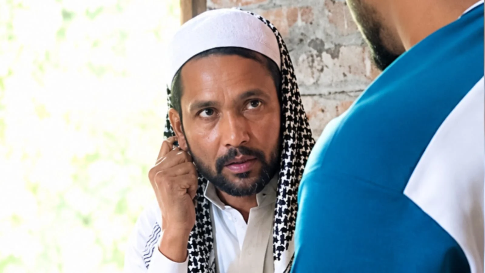 কালো জাদু’র ভয় দেখিয়ে ৩ লাখ টাকার স্বর্ণালংকার হাতিয়ে নিলেন প্রতারক চক্র