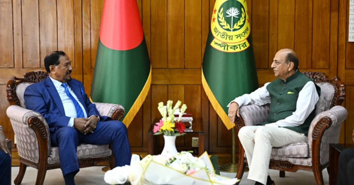 স্পিকার হাফিজ উদ্দিনের সঙ্গে ভারতীয় হাইকমিশনারের সাক্ষাৎ