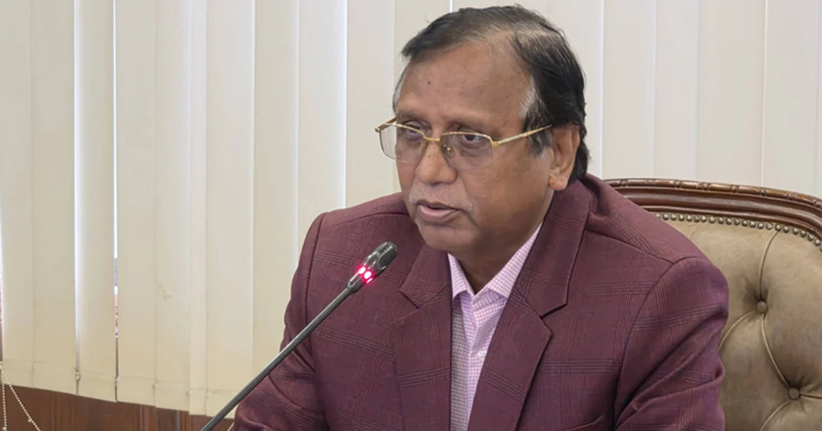 জিরো পয়েন্ট থেকে সদরঘাট পর্যন্ত রাস্তায় কোনো হকার বসতে দেওয়া হবে না: ডিএসসিসি প্রশাসক