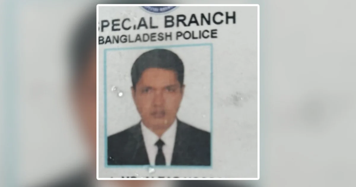 সাভারের আমিনবাজারে এসবি কর্মকর্তাকে পিটিয়ে হত্যা, ছেলে আহত