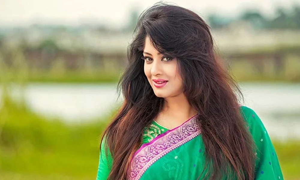 যুক্তরাষ্ট্রে মৌসুমীর নতুন সিনেমা ‘আ বিউটিফুল লাই’