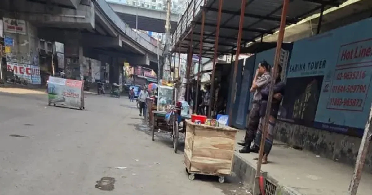 রাজধানীতে একের পর এক ককটেল বিস্ফোরণ