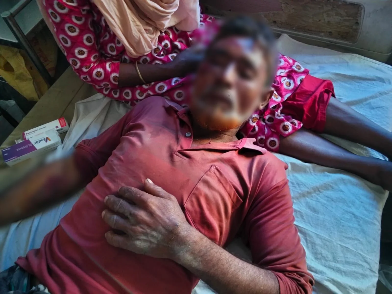 মিঠাপুকুরে ঘাস ব্যবসায়ীকে পিটিয়ে আহত, নগদ টাকা ও অটোভ্যান ছিনতাইয়ের অভিযোগ