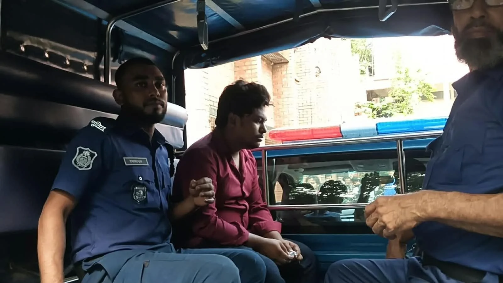 শেখ হাসিনার জন্মদিনে শুভেচ্ছা, জাবি ছাত্রশক্তি নেতা আটক