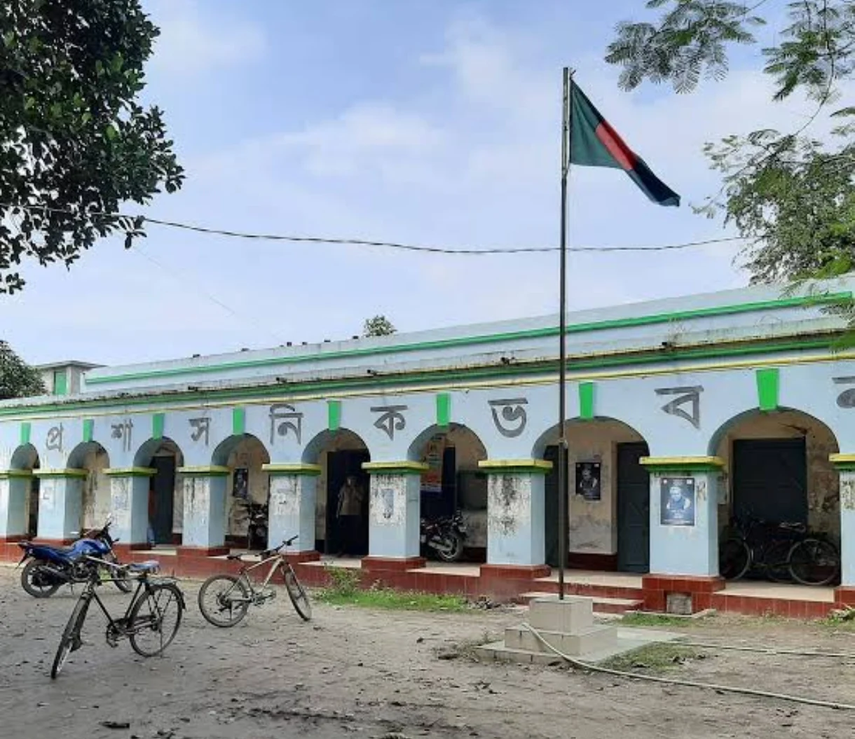 ঠাকুরগাঁওয়ে শিক্ষকের বিরুদ্ধে জালিয়াতির অভিযোগ
