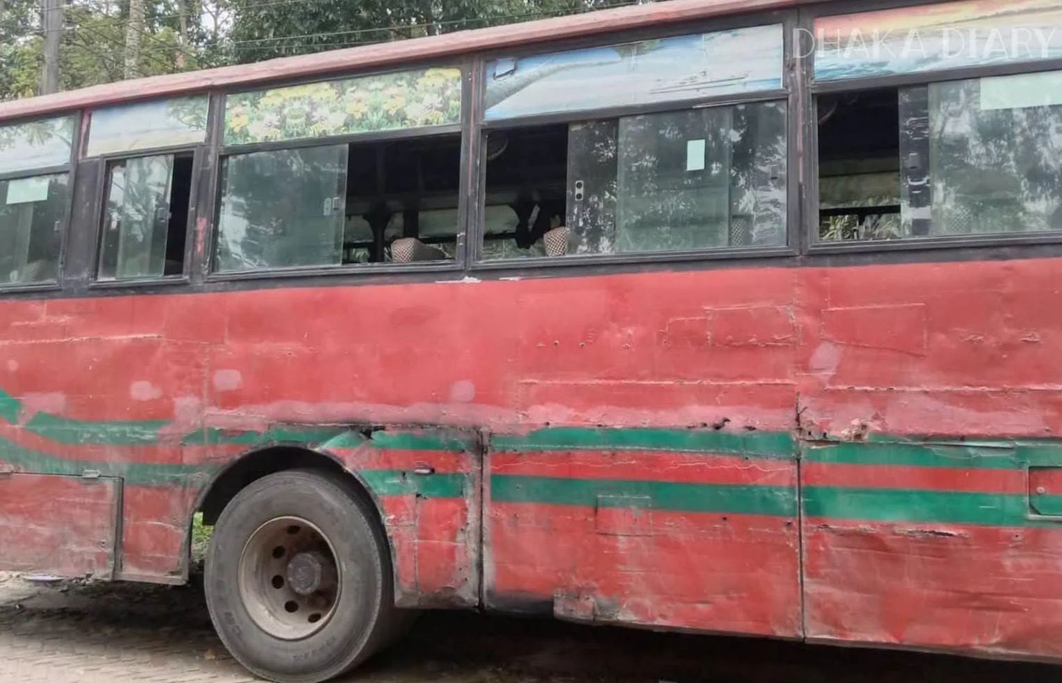 বেরোবিতে বিআরটিসির ভাড়া বাসে শিক্ষার্থীদের ভোগান্তি, বার্ষিক ব্যয় প্রায় ২ কোটি টাকা