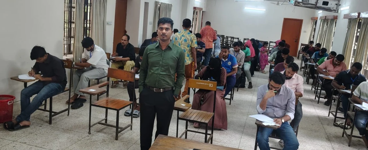 পিরোজপুরে ৪০ যুবকের গবাদি পশু ও হাঁস-মুরগি পালন প্রশিক্ষণ শেষ