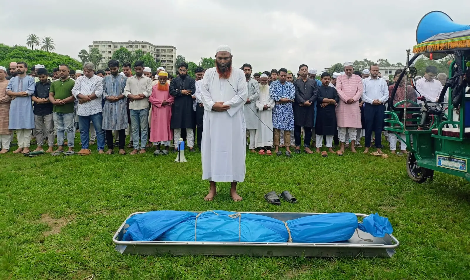 কুবিতে অপ্রতীমের জানাজা, সহস্রাধিক মানুষের অংশগ্রহণ