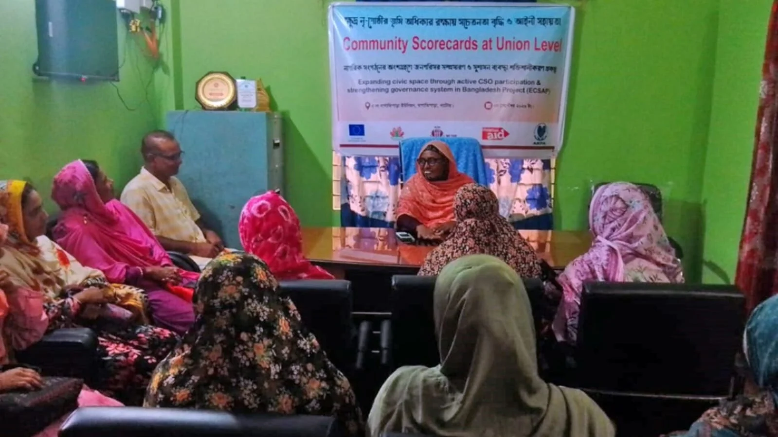 বাগাতিপাড়ায় গ্রাম আদালত বিষয়ক কমিউনিটি স্কোর কার্ড অনুষ্ঠিত