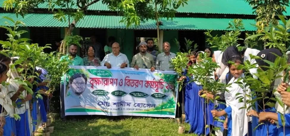 মণিরামপুরে চেয়ারম্যান প্রার্থী শামীমের মাসব্যাপী বৃক্ষরোপণ কর্মসূচি
