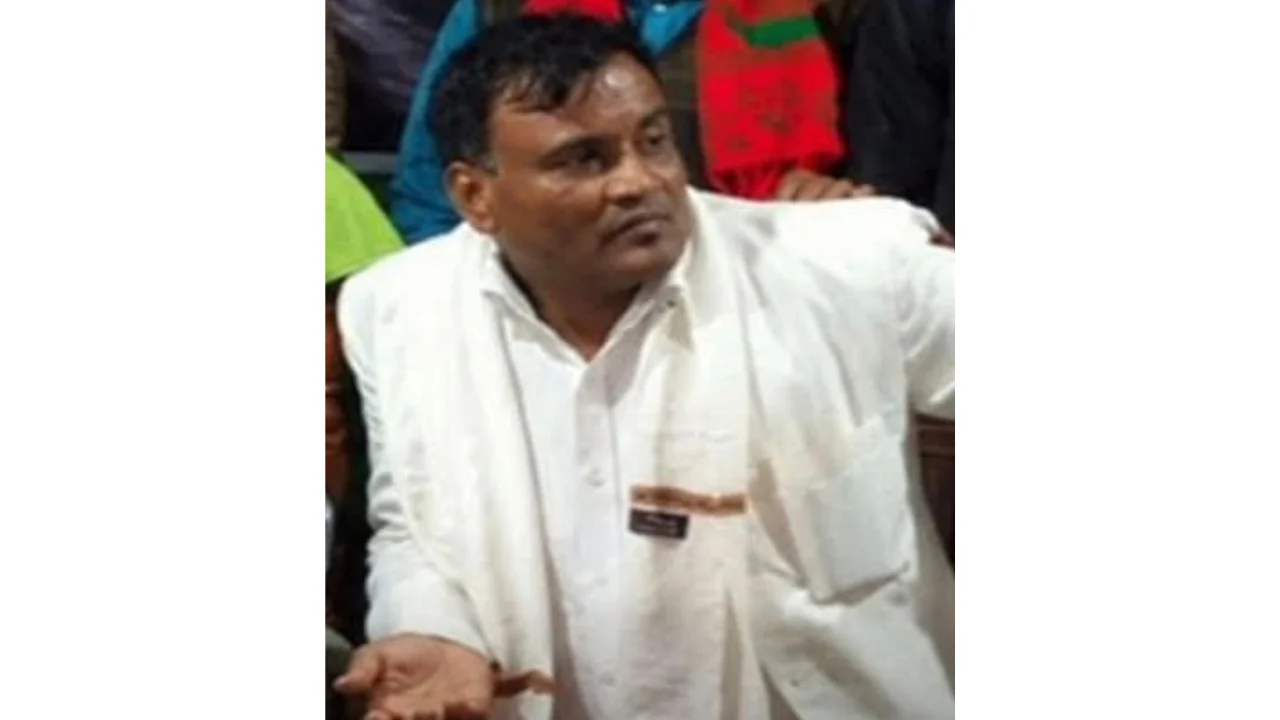গ্রেফতারি পরোয়ানায় চন্দনবাড়ীর সাবেক ইউপি চেয়ারম্যান মনির গ্রেফতার