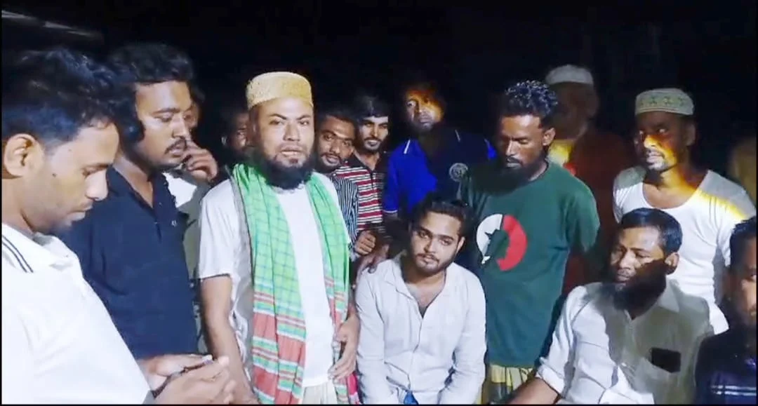 রাস্তায় পাওয়া সাড়ে ৪ লাখ টাকা ফেরত দিয়ে সততার অনন্য দৃষ্টান্ত গড়লেন পাভেল