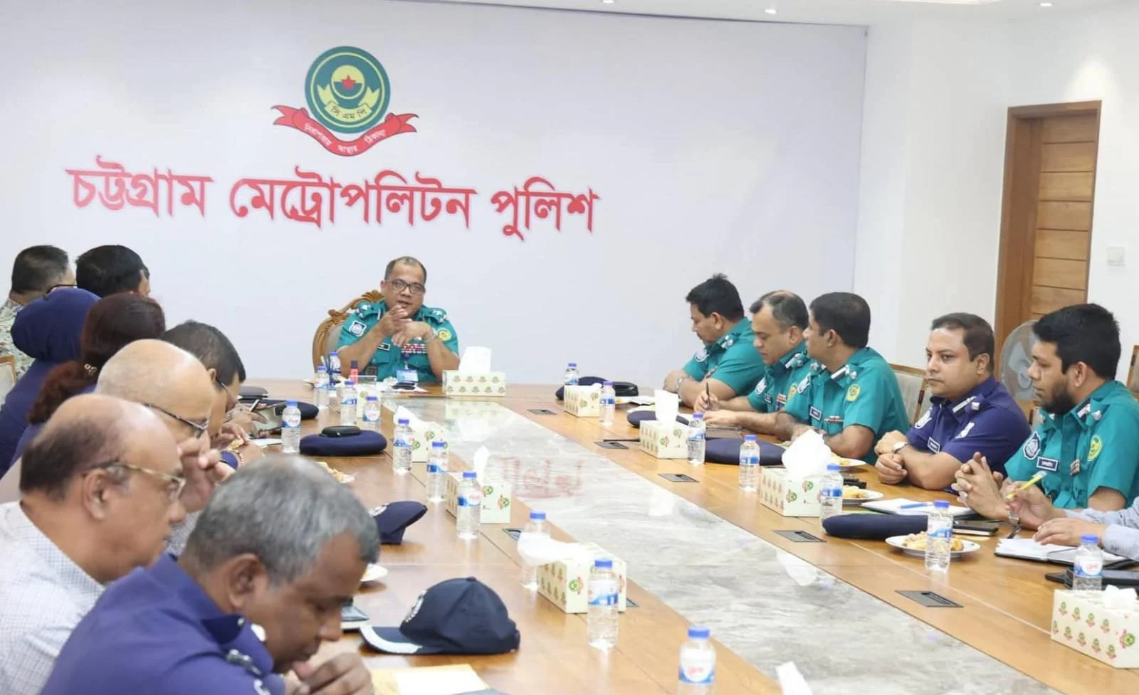 জননিরাপত্তা ও সেবার মান বাড়াতে চট্টগ্রামে পুলিশের সমন্বয় সভা