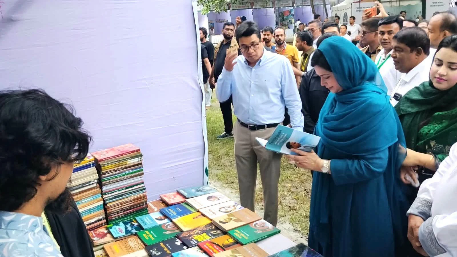 জিয়া স্মৃতি বইমেলায় ডা. জুবাইদা রহমান, ইতিহাসভিত্তিক সাহিত্যচর্চার আহ্বান