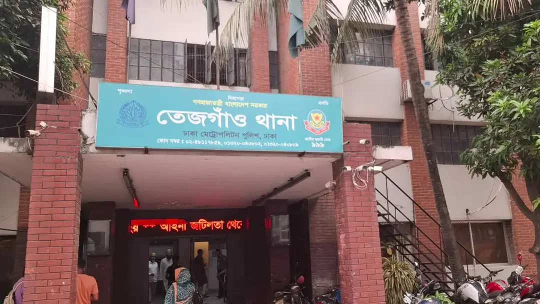 তেজগাঁও মসজিদে সন্দেহজনক জঙ্গি সন্দেহে ২৩ জন আটক