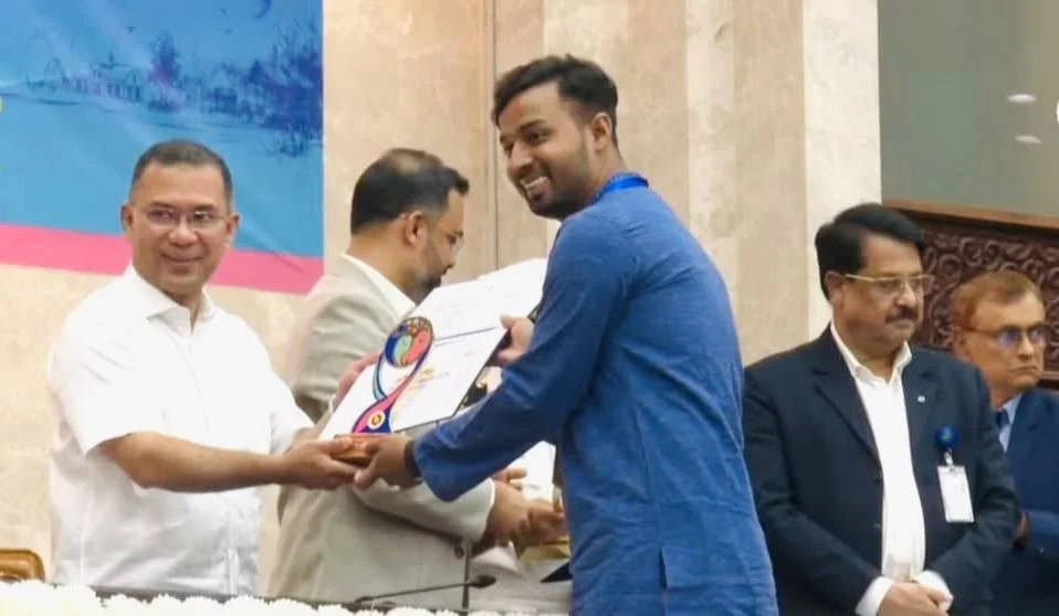 রাঙামাটির কৃতি সন্তান মো. সাইমুন ইসলাম পেলেন ইয়্যুথ ভলান্টিয়ার অ্যাওয়ার্ড ২০২৬