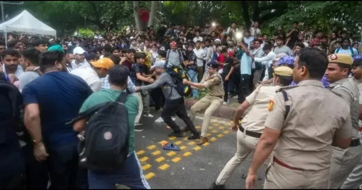 বিক্ষোভে উত্তপ্ত দিল্লি, রাস্তায় নামছে ২৩ হাজার সশস্ত্র পুলিশ