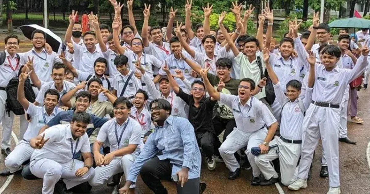 ১৩৯ প্রতিষ্ঠানে শতভাগ পাস
