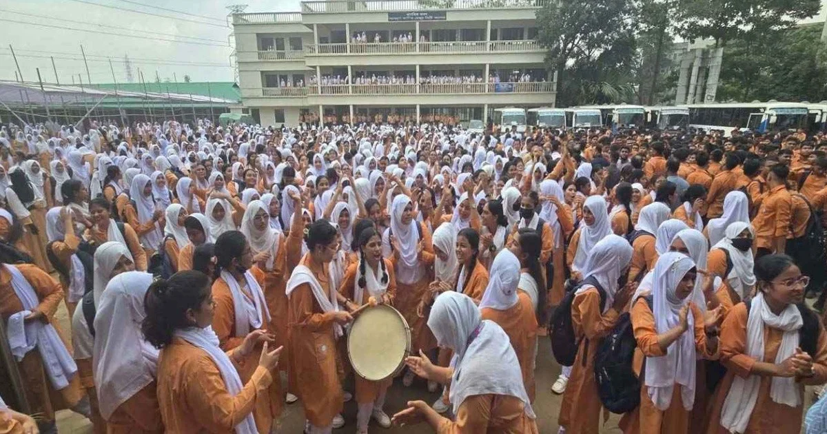এইচএসসির ফলাফলে দেশসেরা আব্দুল কাদির মোল্লা সিটি কলেজ