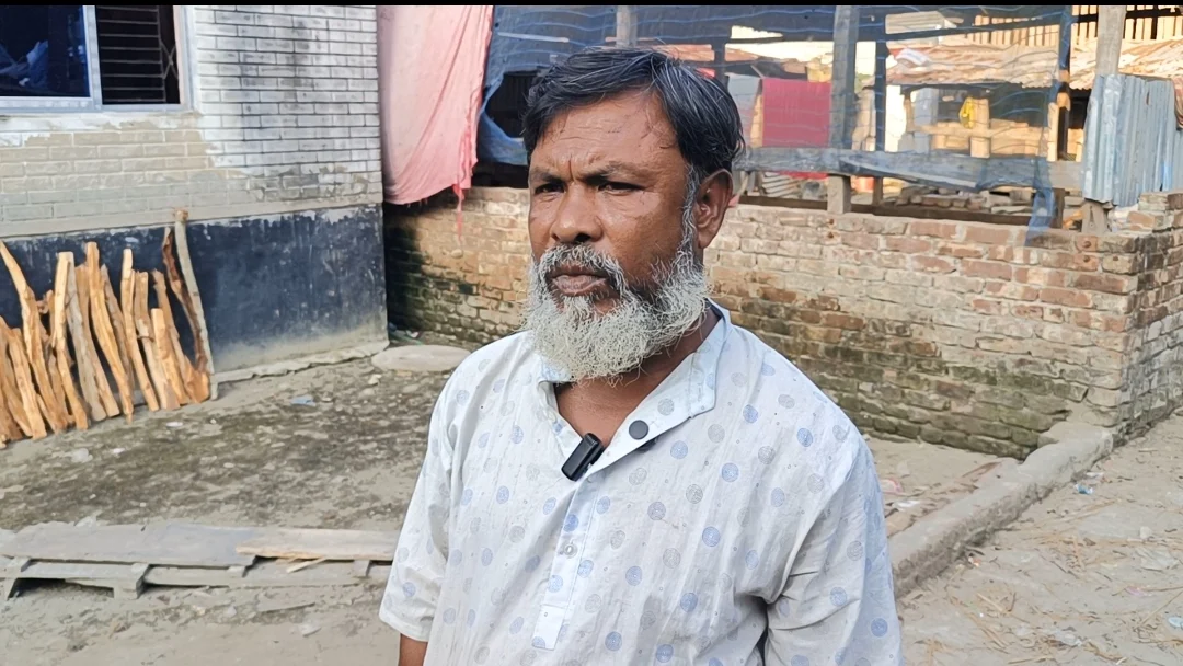 বাবার পরিচয়ের অপেক্ষায় জীবনের ৬৩ বছর পার বাবুল খানের