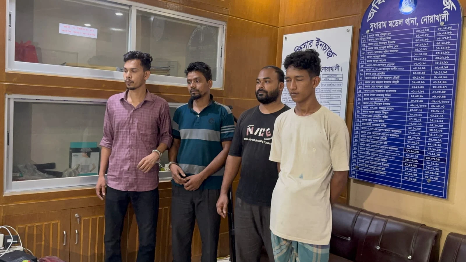 নোয়াখালীতে চুরির অভিযোগে প্রতিবন্ধী যুবককে পিটিয়ে হত্যা,গ্রেফতার ৪