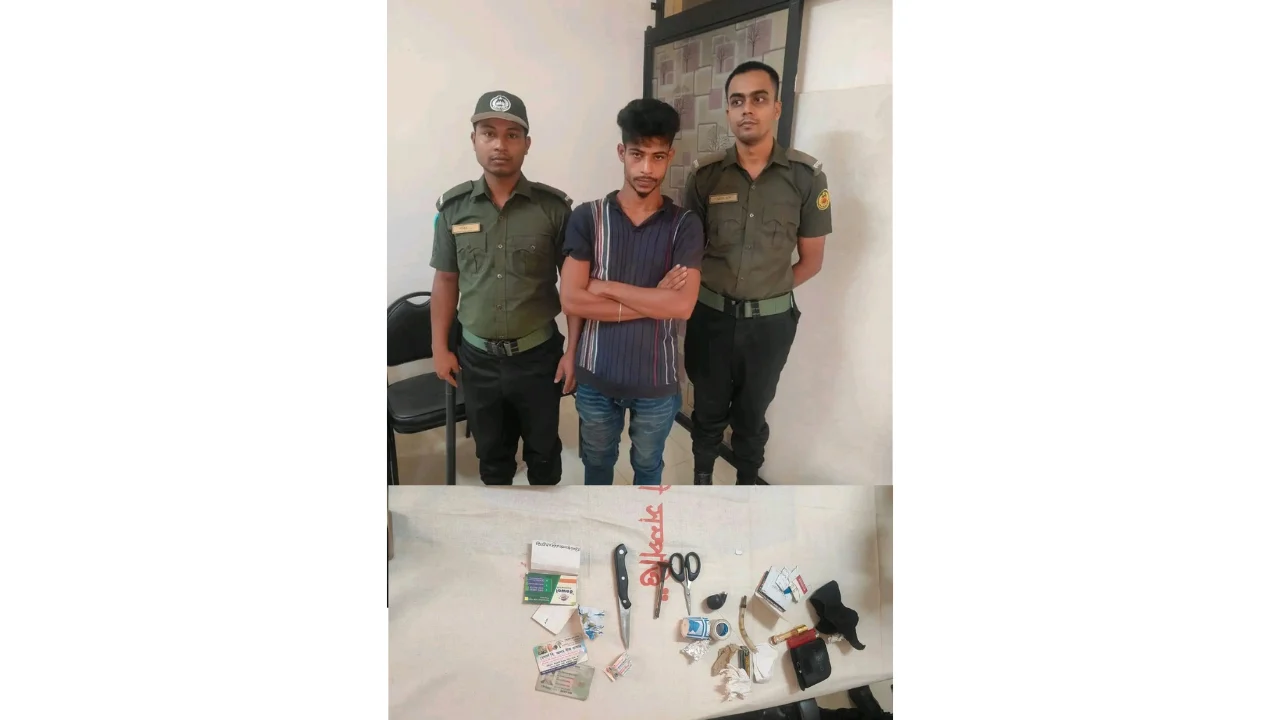 রাঙ্গুনিয়া স্বাস্থ্য কমপ্লেক্সে চুরির অভিযোগে মাদকাসক্ত যুবক আটক