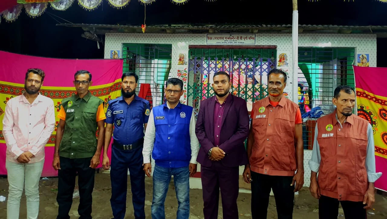 কদমতলা ইউনিয়নে উৎসবমুখর পরিবেশে দুর্গাপূজা উদযাপন: মণ্ডপ পরিদর্শনে সামাজিক ও রাজনৈতিক নেতৃবৃন্দ