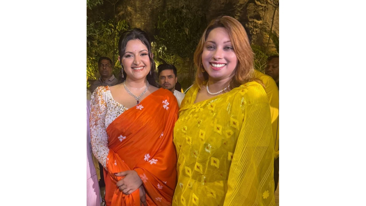 পরীমনির জন্মদিনে মেঘনা আলমের শুভেচ্ছা