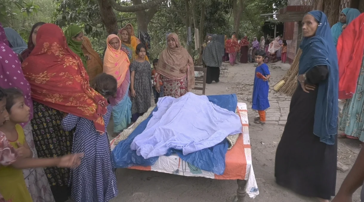 গহনা চুরির অপবাদে নির্যাতনের অভিযোগ, বিষপানে গৃহবধূর আত্নহত্যা