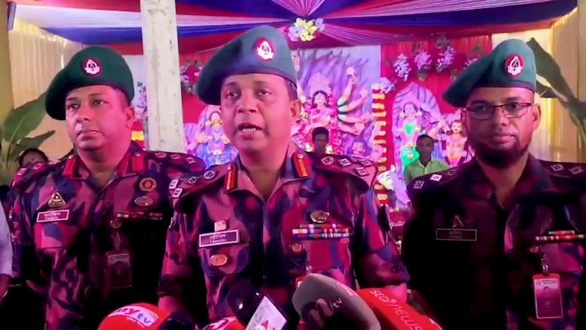 সেক্টর কমান্ডার বিএম তৌহিদ হাসানের হবিগঞ্জ সীমান্তবর্তী পুজামন্ডপ পরিদর্শন
