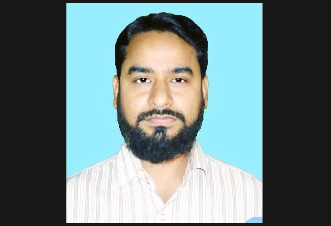 বরগুনায় ভিডব্লিউবি কার্ড বিতরণে অনিয়মের অভিযোগ ইউপি সচিবের বিরুদ্ধে